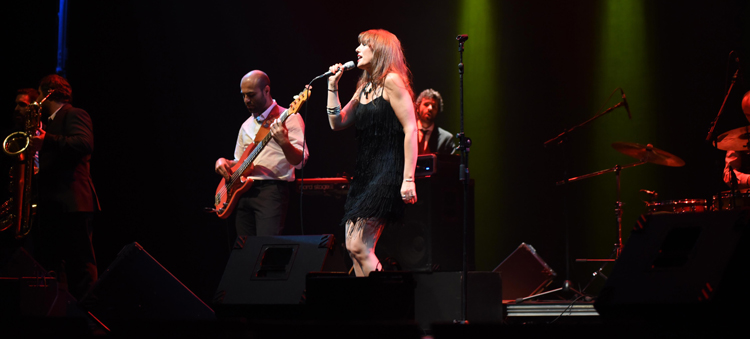 Marta Ren & The Groovelvets
